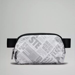 NEW LULULEMON EVERYWHERE BELT BAG